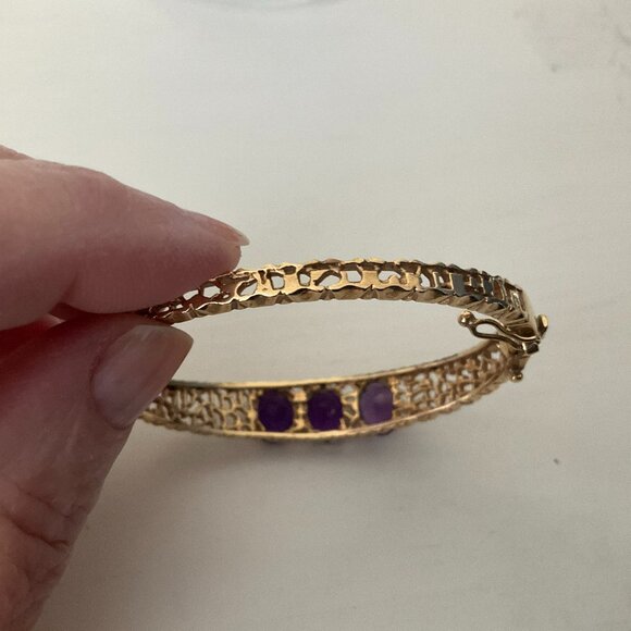 Vintage 14k solid gold bangle bracelet with 3 large amethysts one-of-a-kind! - Picture 4 of 11